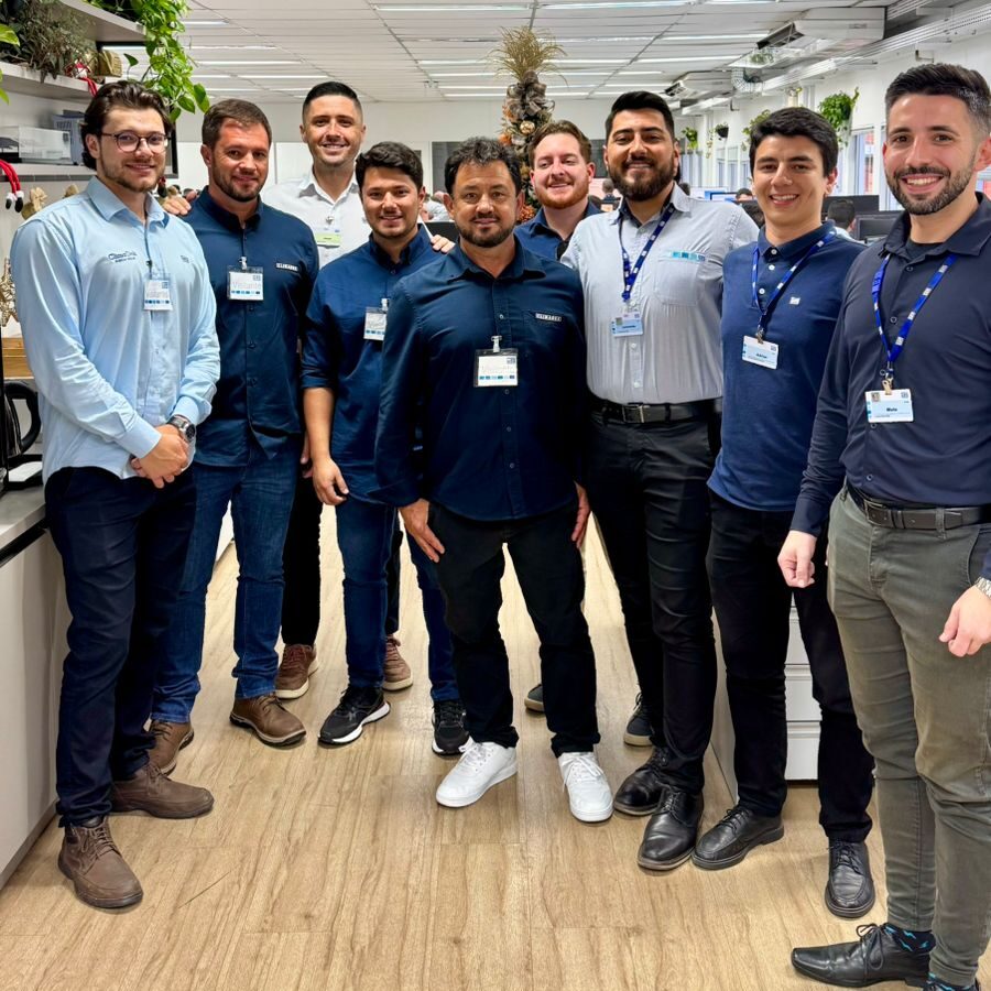 ClimaDek realiza imersão técnica na WEG, em Jaraguá do Sul (SC), e fortalece sua liderança em energia solar 2 f531f41f 7d43 4c59 90eb 1090374336ed edited 1